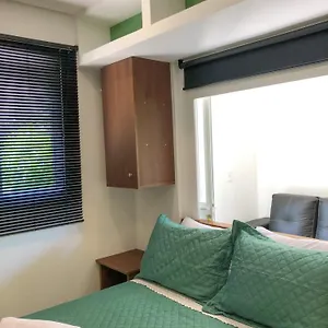 https://casa-figueira-na-pedra.santa-catarina-brasil.com